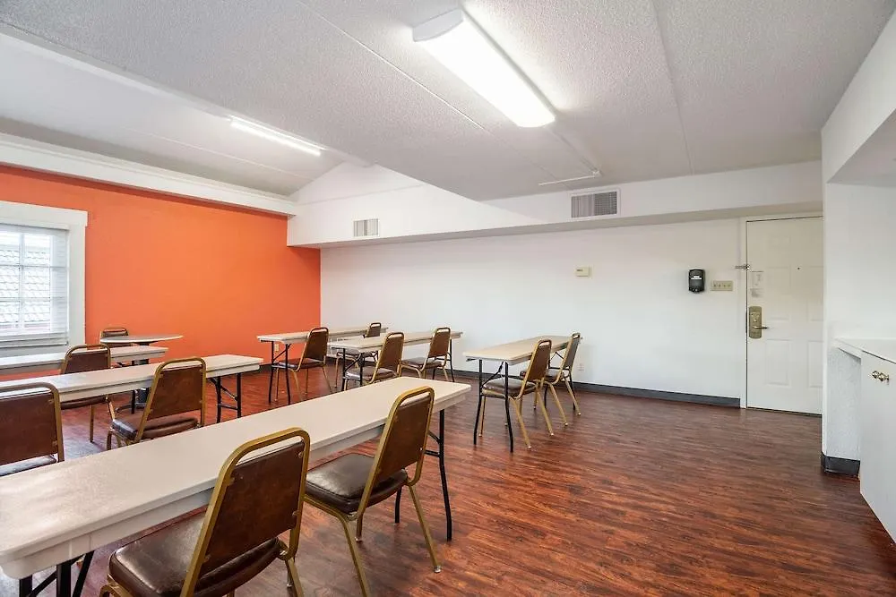Motel 6-Hazelwood, Mo 2*, Hazelwood ABD